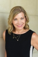 Agent Jill Clark (Ph: 720-581-5035) is listing 9351 Viaggio Way, Highlands Ranch, CO 80126, MLS ID: 8620517