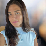 Agent Denisse Ibarra Campos (Ph: 323-686-7438) is listing 398 Northeast 5th Street, 4404, Miami, FL 33132