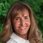 Agent Anabel Lewis (Ph: 754-234-6997) is listing 4811 Tyler Street, Hollywood, FL 33021