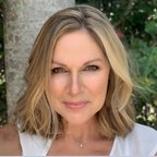 Agent Vicki DeLuca (Ph: +19548166006)