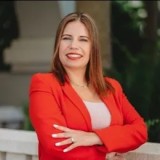 Agent Anna Lopez (Ph: +13058048277), MLS ID: 276662764