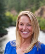 Agent Katie Metzger (Ph: +17204807976)