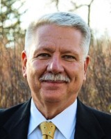 Agent Dennis Molitor (Ph: +13039169137), MLS ID: 043990