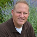 Agent Bruce Martin (Ph: +13039447536), MLS ID: 40369N