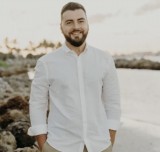 Agent Arber Zhilla (Ph: +15618016058)