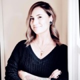 Agent Carly Walker (Ph: +19707127229), MLS ID: 55054110