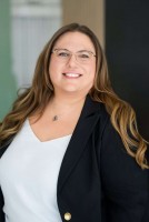 Agent Chrissa Hartle (Ph: +19014262945)